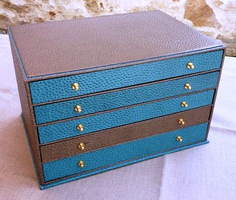 CARTONNAGE